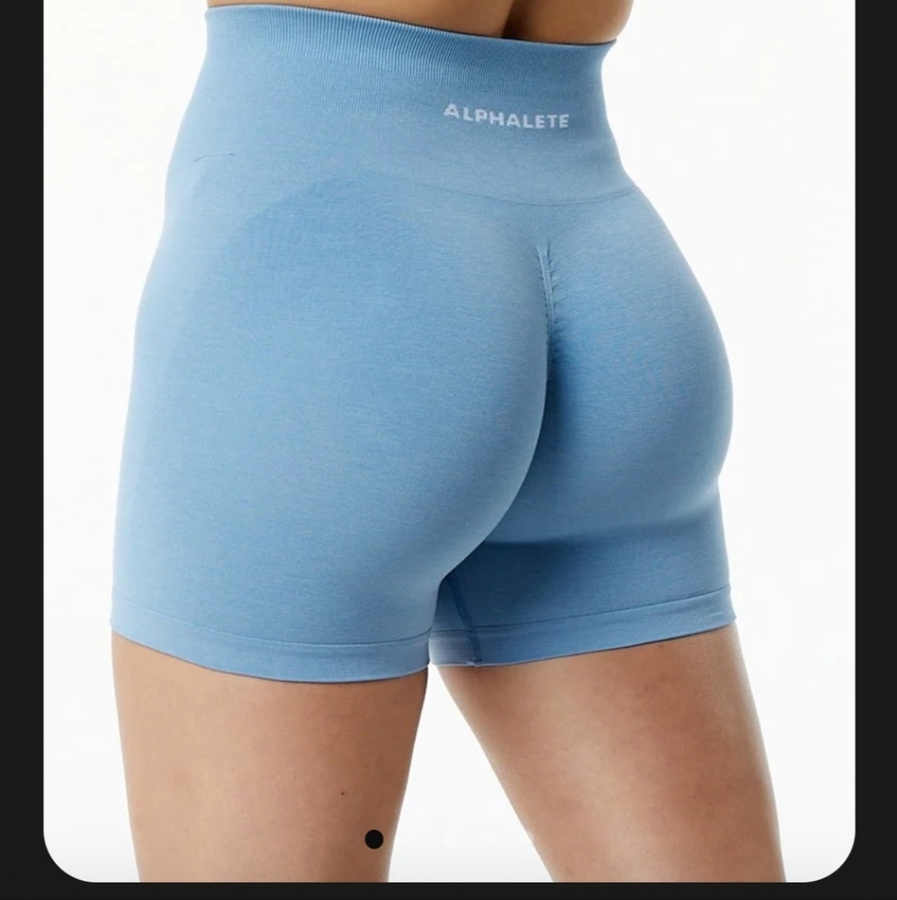 Alphalete amplify shorts